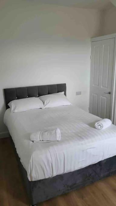 Catherine 5 Bedroom House Crewe Luaran gambar